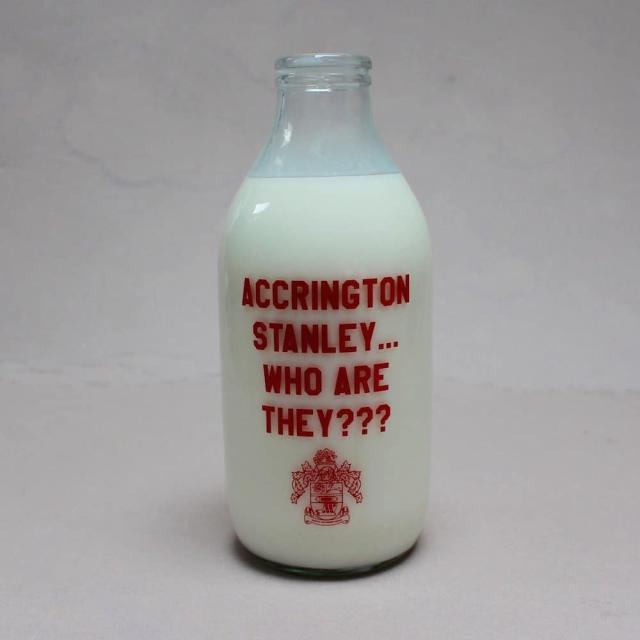 B体育移动平台-足总杯碰无名之辈，外来汉斯洛特巧用牛奶联系两队