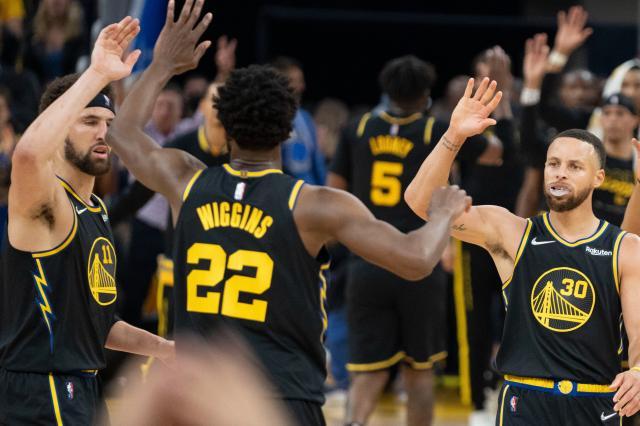 B体育官方入口-领防东契奇+化身急先锋！维金斯在勇士体系中蜕变